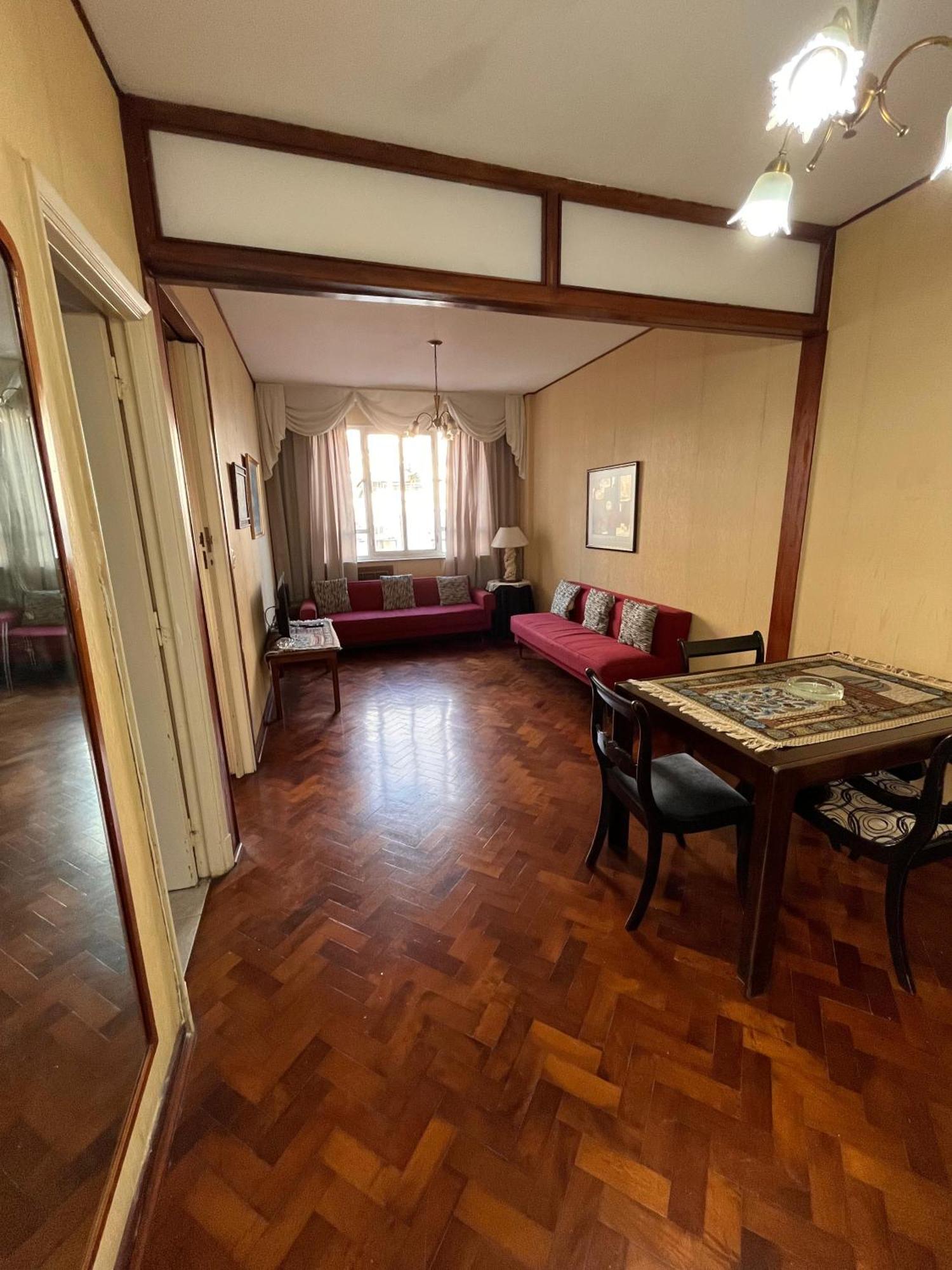 Amplio Apartamento Frente Al Teatro Colon Apartment *